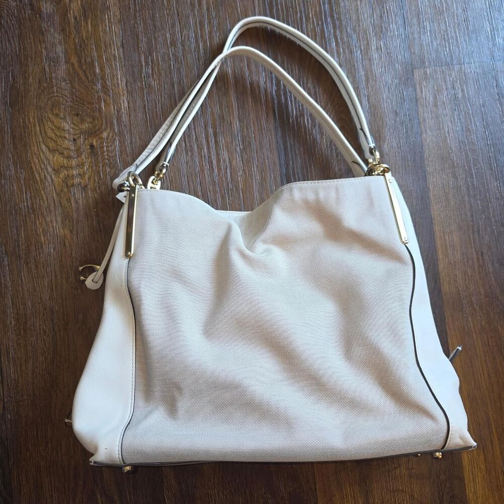 Coach Women's Cream and Chalk Dalton 31 Handbag - Picture 2 of 8